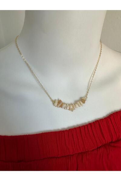 Uno Di Famiglia Red Coral Natural Stone Necklace