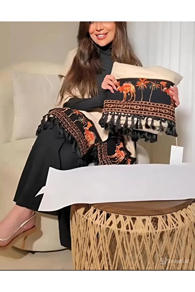 SNOOZYL Luxurious winter shawl – Arabic patterns with a modern touch