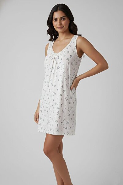 enmodaiçgiyim Women's White Floral Patterned 100% Cotton Flexible Lace Detailed Thick Strap Comfortable Nightgown