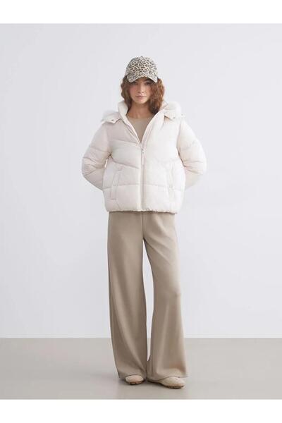 LC Waikiki Γούνινο παλτό με κουκούλα Γυναικείο πουπουλένιο παλτό (W5)