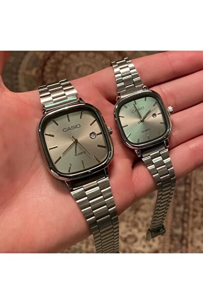 cs Classic Couple's Wristwatch