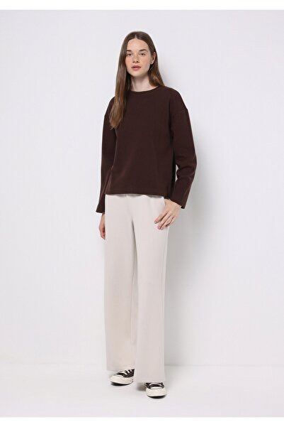 Colin's Γυναικείο μπλουζάκι με στρογγυλή λαιμόκοψη κανονικής εφαρμογής, μονόχρωμο καφέ