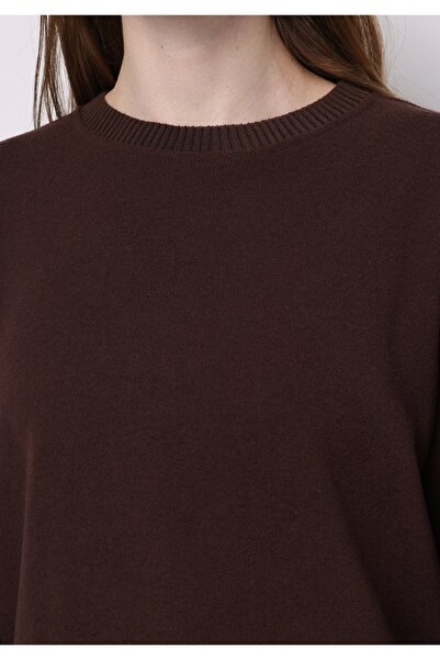 Colin's Γυναικείο μπλουζάκι με στρογγυλή λαιμόκοψη κανονικής εφαρμογής, μονόχρωμο καφέ