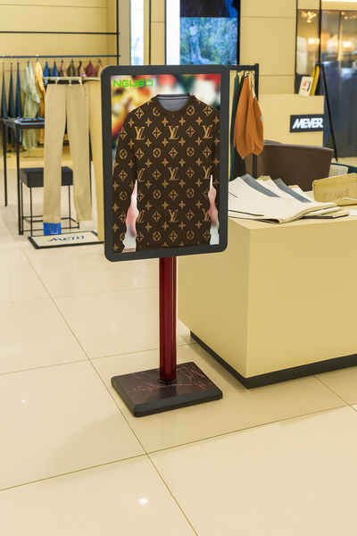 Grand City Media Double-sided display sign stand