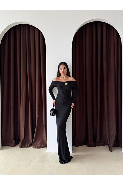 MEECY Madonna Collar Buckle Detailed Maxi Length Dress