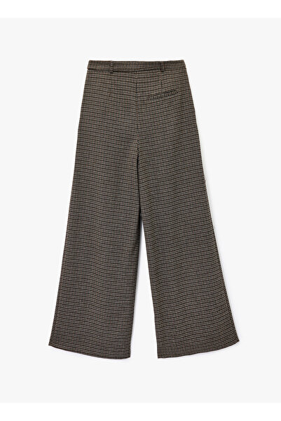 Koton Pantaloni maro pentru femei, cu talie normală, cu potrivire lejeră 6WAK40042EW