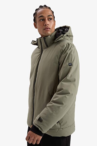 DeFacto Χειμερινό παλτό σκι με φερμουάρ K με κουκούλα με θερμαινόμενο αντιανεμικό νερό C7710AX25WN