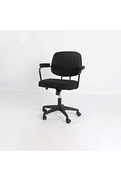 DEC13 A luxurious classic design office chair for your office