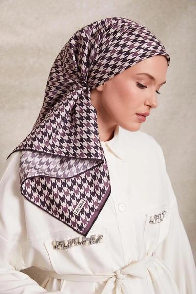 Levidor Goosebump Pattern Twill Silk Scarf-Lilac