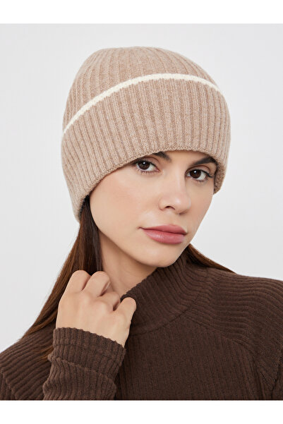 Styli Khaki Ribbed Beanie