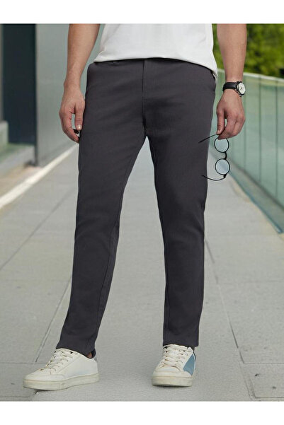 Dennis Lingo By Styli Men Grey Solid Slim Fit Chino Pants
