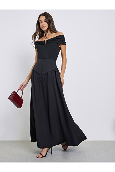 Styli تنورة ماكسي سوداء بحزام خصر عريض