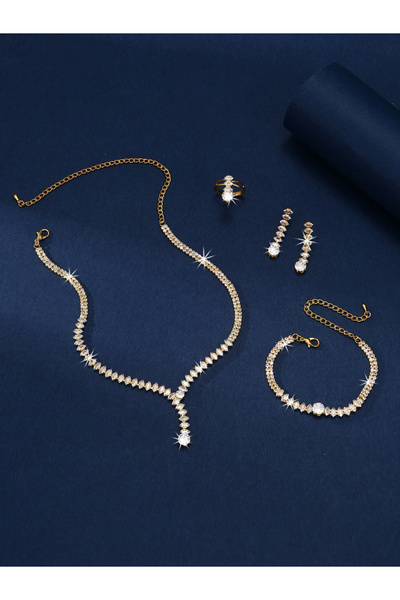 Take Two By Styli طقم مجوهرات مزخرف مكون من قلادة وسوار وخاتم وأقراط