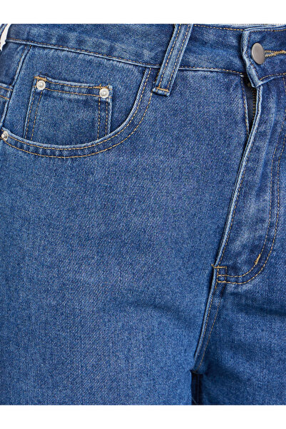 Styli High Rise Wide Leg Washed Jeans