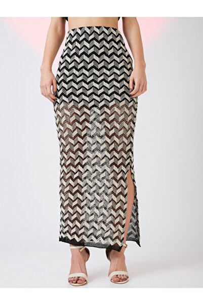 Globus By Styli Black and White Chevron Pattern Crochet Maxi Skirt