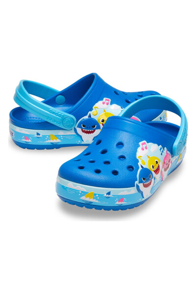 Crocs Toddler Fun Lab Baby Shark Band Clog 23-24 EU - C7 US Blue - Bright Cobalt