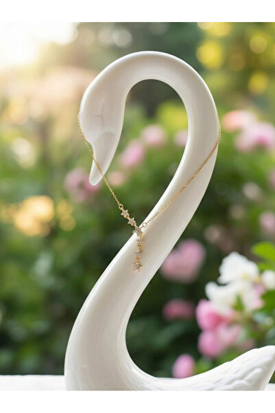 ARH VERKAUF Işıltılı Yıldız Charm’lı Trend Y Kolye – Kadın Minimal Aksesuar