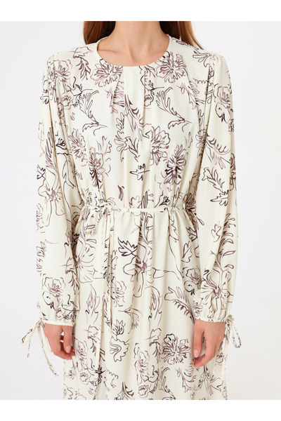 Refka Φόρεμα Τεσετύρα με μοτίβο και λεπτομέρεια με κορδόνια στα μανίκια - Μοτίβο κρεμ λουλούδια -