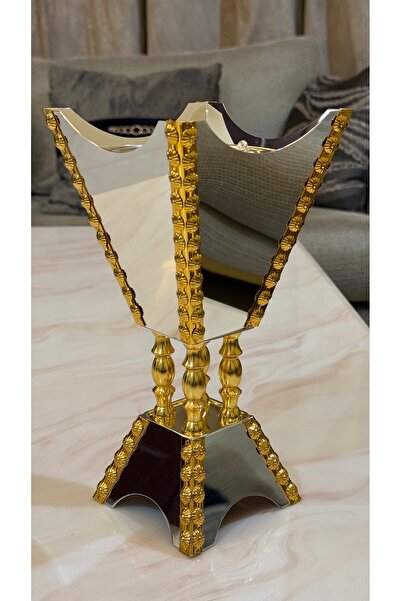 Palaces مبخرة فاخرة بتصميم معدني مزخرف باللونين الذهبي والفضي