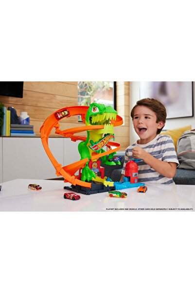 HOT WHEELS City T-Rex Blaze Battle Playset & 1:64 Scale Die-Cast Car, Dinosaur Nemesis