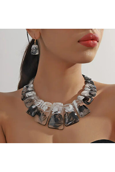 set.up Black White Color Glass Model Natural Stone Necklace Earring Set