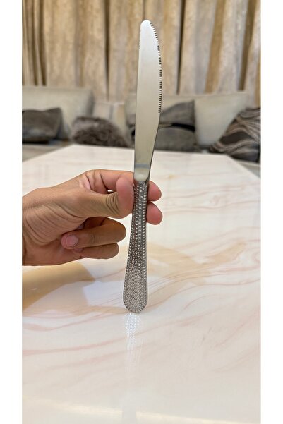 Palaces Silver dinnerware sets (spoons, forks, and knives)