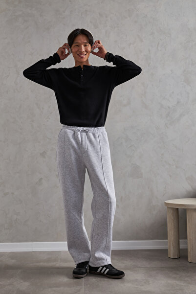 HYMAN Men's Baggy Sweatpants with Front Stitching Detail