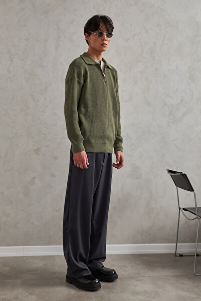 HYMAN Men's Oversized Sweater with Zipper at the Neck