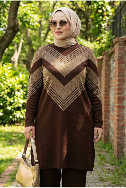 nacar çarşı KADIN BATTAL BEDEN KAHVERENGİ UZUN BİSİKLET YAKA TRİKO KENDİNDEN SİMLİ DESENLİ TUNİK TRİKO KAZAK
