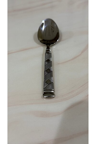 Palaces Silver dinnerware sets (spoons, forks, and knives)