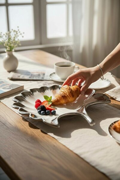 ROY KING LINE SILVER YAPRAK SUNUM TABAK BÜYÜK 30*30 CM