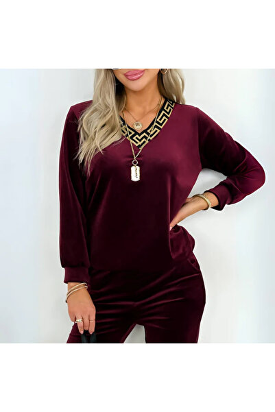 NOVALİA COOL Elegant Two-Piece Tracksuit with Neckline Detail and Modern Cut