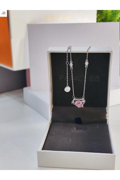 Generic Chain with pendant