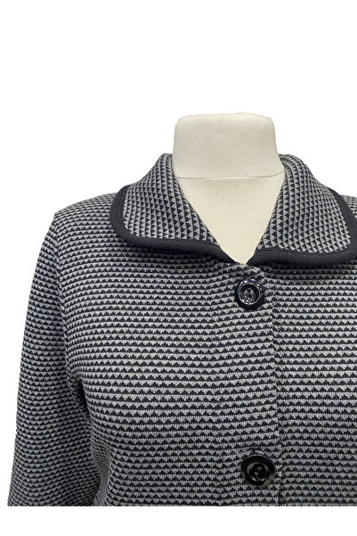 Giyinen Mağazaları Selda Turn-Down Collar Geometric Pattern Buttoned Double Pocket Winter Cardigan