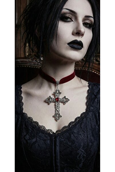 Köstebek İşlemeli Cross Gothic Taşlı Kadife Choker Kolye