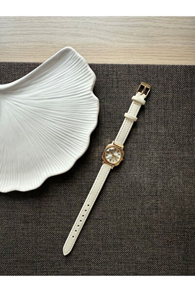 rubsey ساعة يد نسائية كلاسيكية من الجلد بتصميم ريترو مينيمال باللون الأبيض