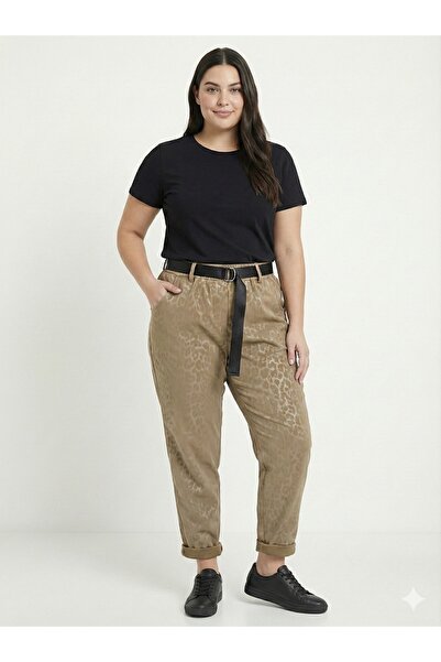 della moor Women's Italian Wide Fit Belted Leopard Print Matte Faux Leather Trousers