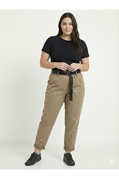 della moor Women's Italian Wide Fit Belted Leopard Print Matte Faux Leather Trousers