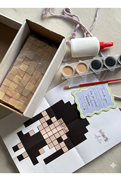 INFINISCOLLECTION Piksel Art Kodlama - Boyama Aktivite Seti - Wednesday Figür