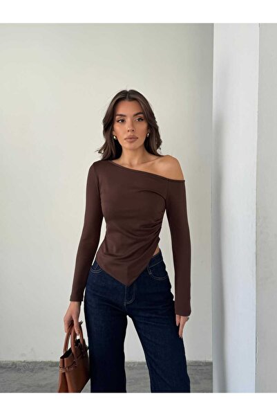 mydukkan.co بلوزة غير متناظرة برقبة قارب