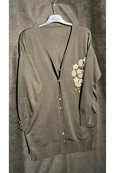 Bulutbutik1 Ön Düğmeli V Yaka Nakışlı Triko Hırka