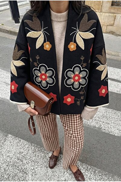 FEMELLE Black Embroidered Vintage Cashmere Jacket