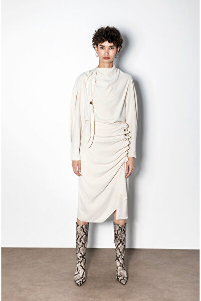 KAMEYA Side Gathered Cream Skirt