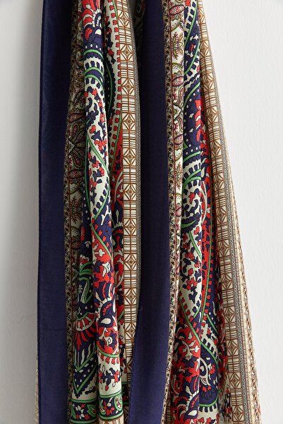 Nihan Desenli Viskon İpek Şal Lacivert