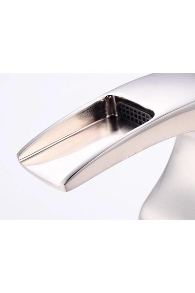 Trendy's Waterfall bathroom sink faucet, satin stainless steel