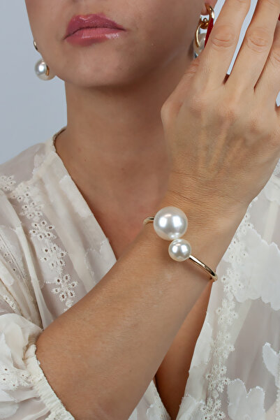 Liveyn Design Large Pearl Detailed Design Earring Bracelet Set