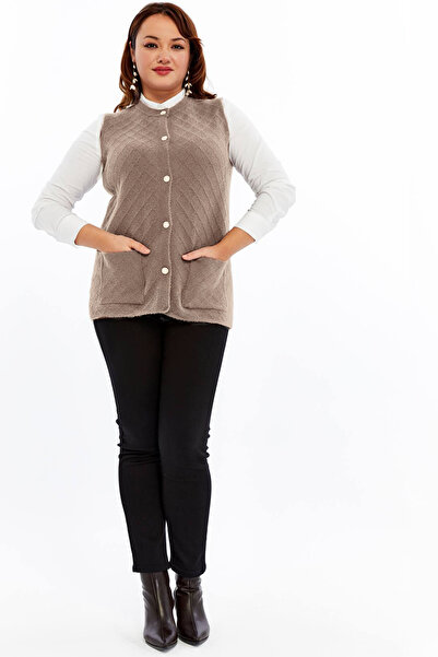 Laden Γυναικείο πλεκτό χειμερινό γιλέκο μεγάλου μεγέθους με γένια