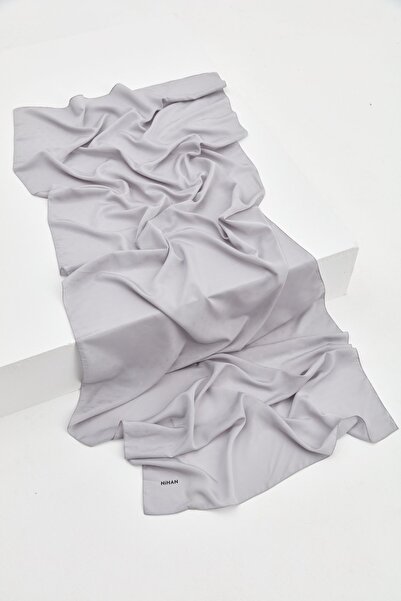 Nihan Jakar Desenli Şal Gümüş