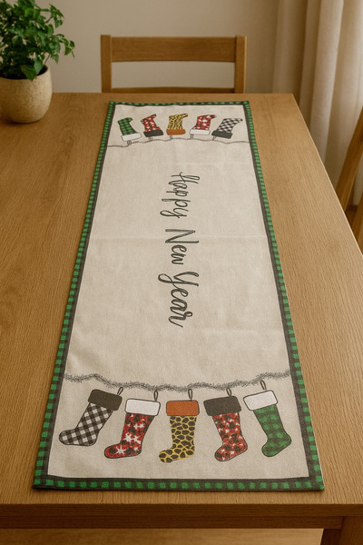 MODAFABRİK New Year's Socks Pattern Soft Runner