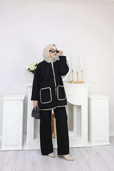 sorisso Embroidered Knitwear Set